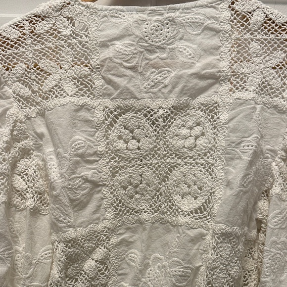 FARM Rio Small Rosy Eyelet Lace Bodysuit - Picture 11 of 12